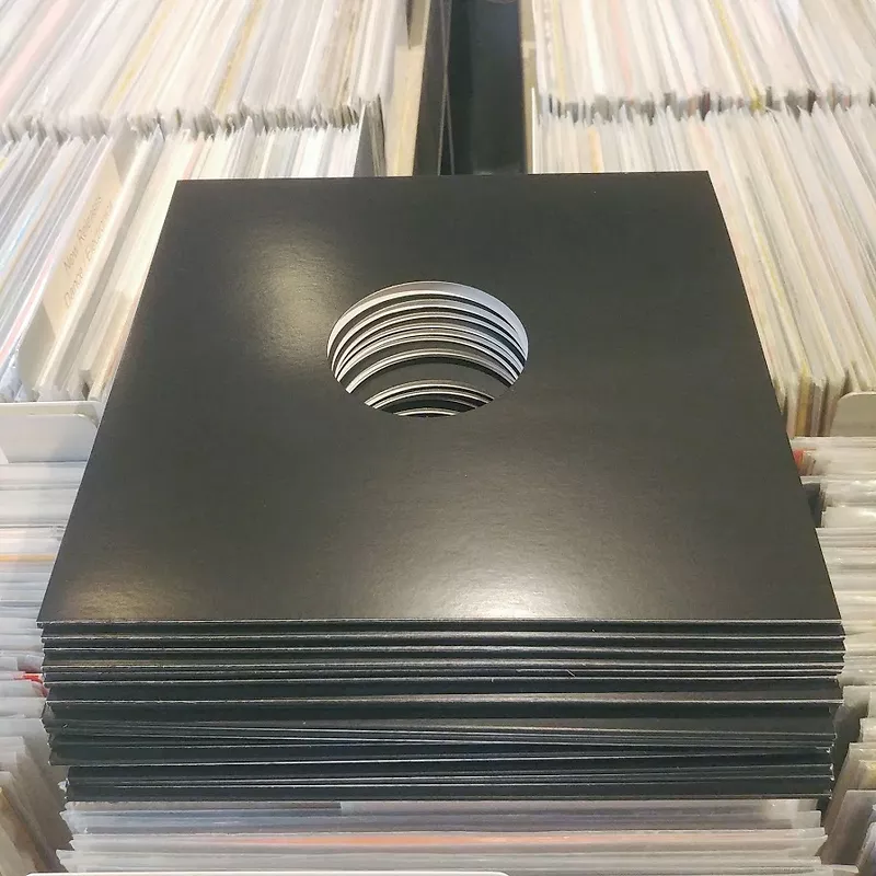 Outer record sleeve - black