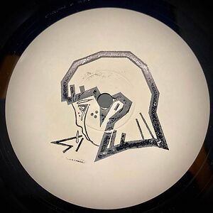 Dansu - ltd 7inch by Aili