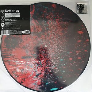Digital Bath (Telefon Tel Aviv Version) / Feiticeira (Arca Remix) by Deftones