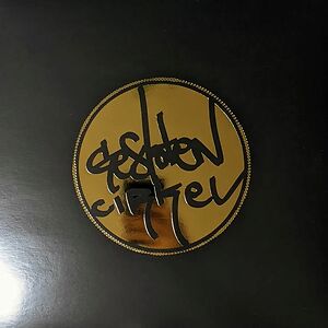 185 - Glow In The Dark Vinyl by Gesloten Cirkel