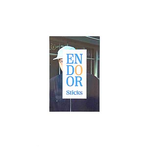 En Door by Sticks