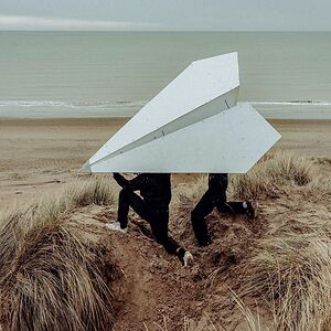 Vliegen by Alois & VLB
