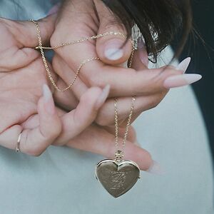 Locket - Coloured Vinyl by Madison Beer