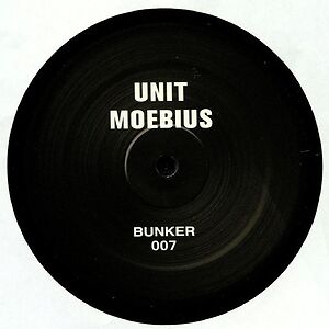 BUNKER 007 by Unit Moebius