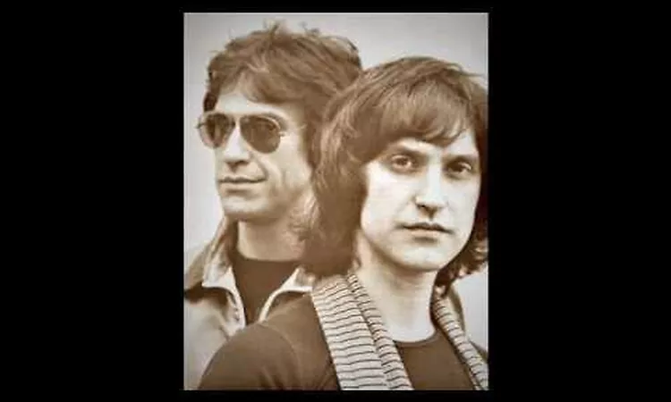 Got To Be Free - The Kinks - Lola Versus Powerman And The Moneygoround, Part One