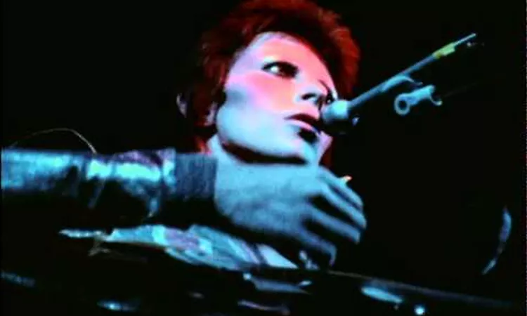 David Bowie ? My Death, taken from ?Ziggy Stardust The Motion Picture?