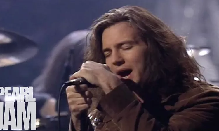 Black (Live) - MTV Unplugged - Pearl Jam