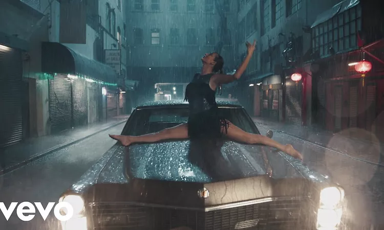 Taylor Swift - Delicate