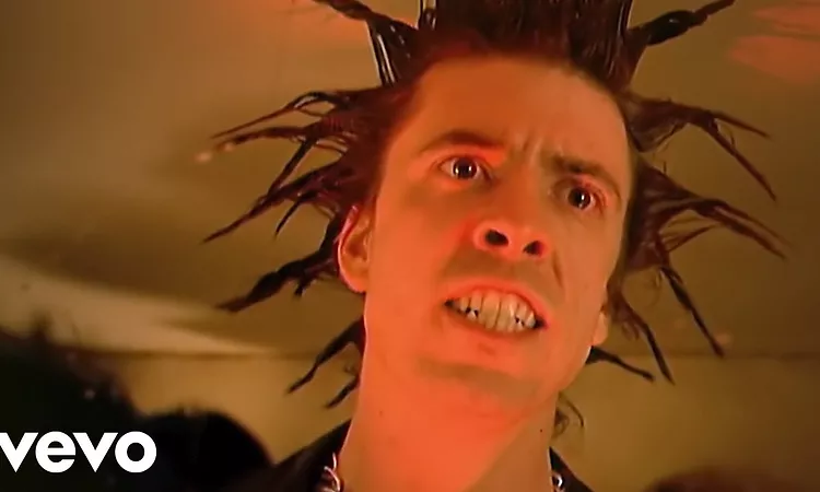 Foo Fighters - Everlong (Official Music Video)