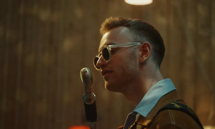 Tom Misch - It Runs Through Me (feat. De La Soul) [Official Video]