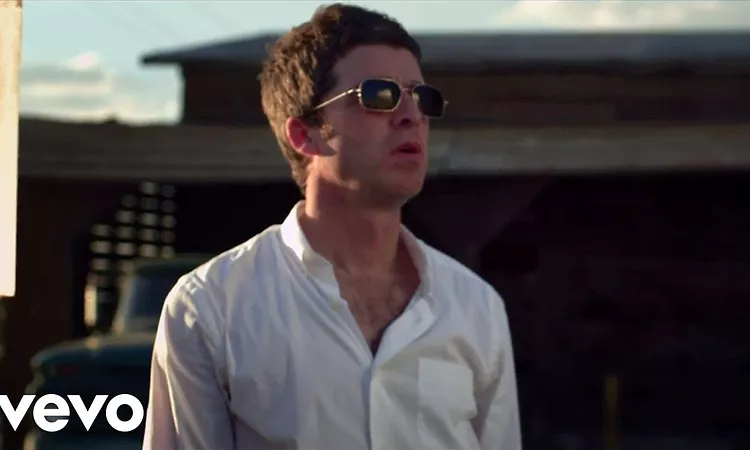 Noel Gallagher?s High Flying Birds - If I Had A Gun?