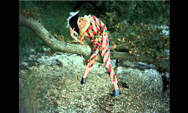 Goldfrapp - Some People