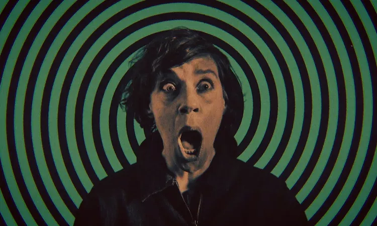 Tune-Yards - hold yourself. (Official Video)