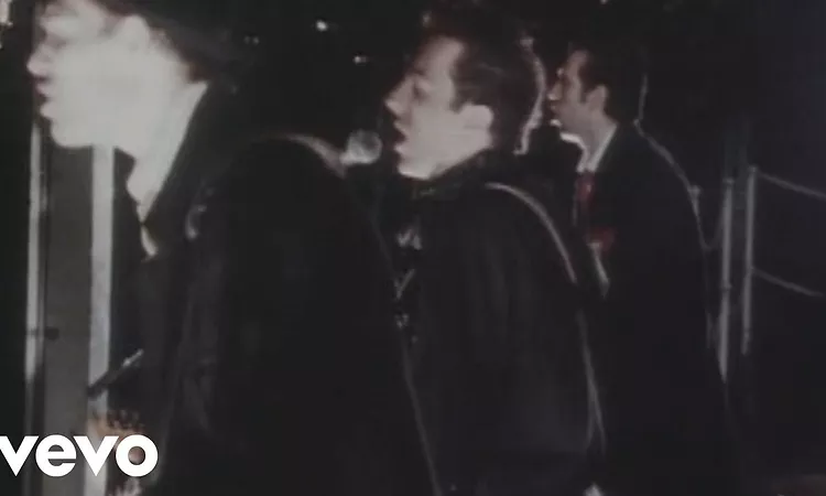 The Clash - London Calling (Official Video)