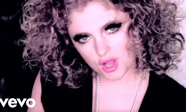 Goldfrapp - Train