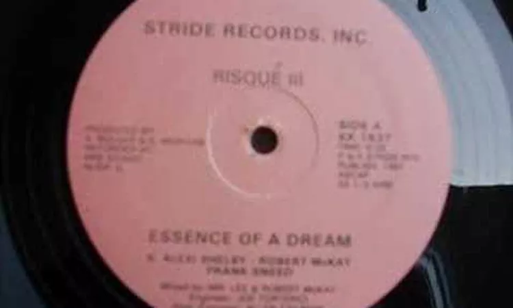 Risque 3 Essence of a dream