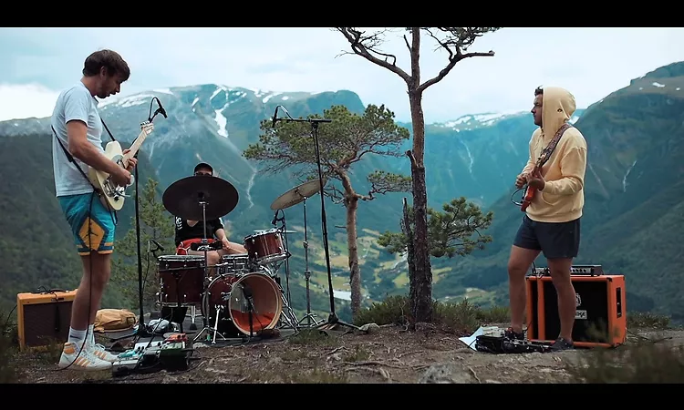 Orions Belte - ?Lotus? (live at Mulakamben, Norway)