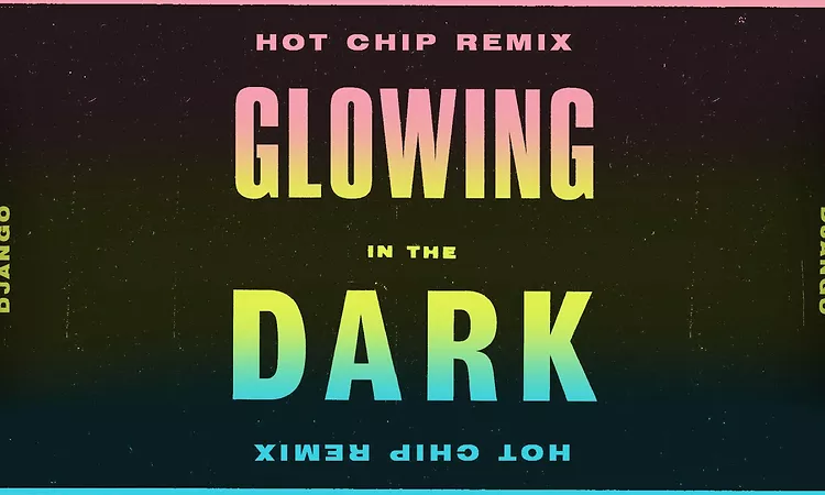 Django Django ? Glowing in the Dark (Hot Chip remix) (Official Video)