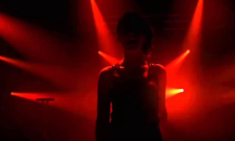 Eefje de Visser - Hartslag (official video)