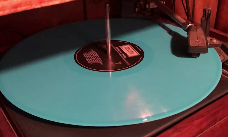 Vinyl Session with Names And Faces ? The Killer