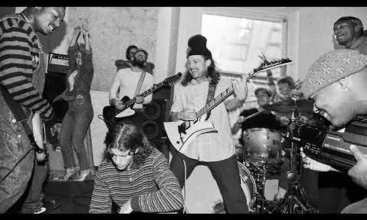 TURNSTILE - FLY AGAIN (Audio)