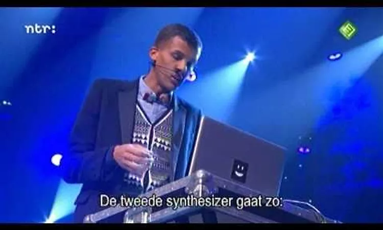 Stromae - Alors on danse HD - Ebba Awards 14-01-11