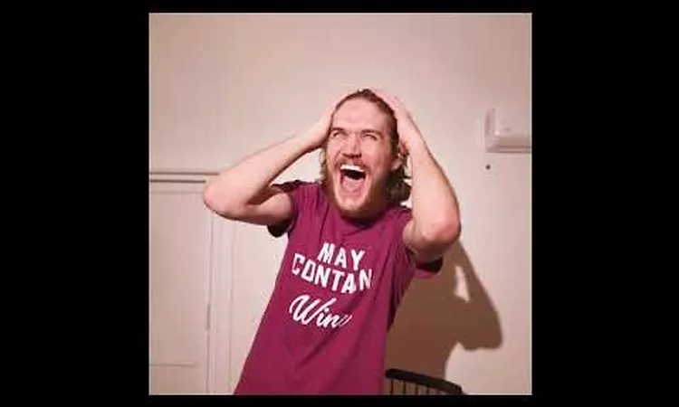 White Woman's Instagram -- Bo Burnham (from Inside -- ALBUM OUT NOW)