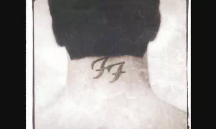 Foo Fighters - Aurora (Studio Version)