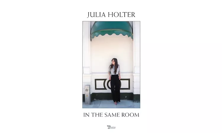 Julia Holter ? Horns Surrounding Me (Official Audio)