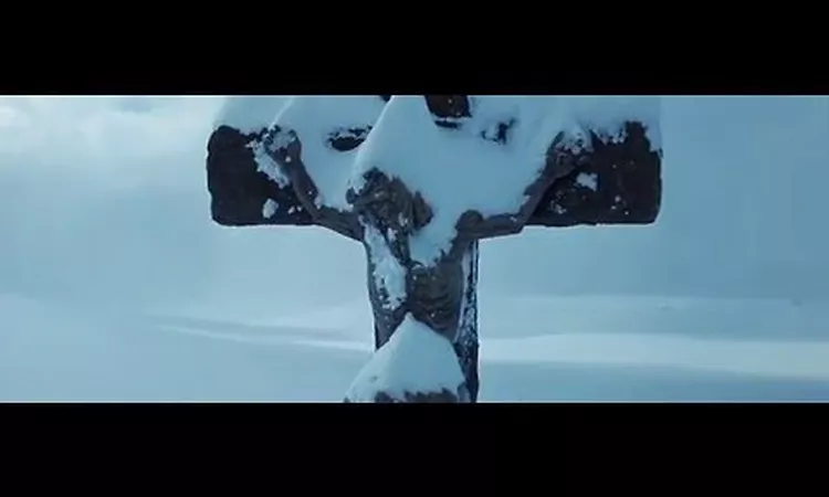 The Hateful Eight Christ Opening Scene plus Ennio Morricone's - L?Ultima Diligenza di Red Rock