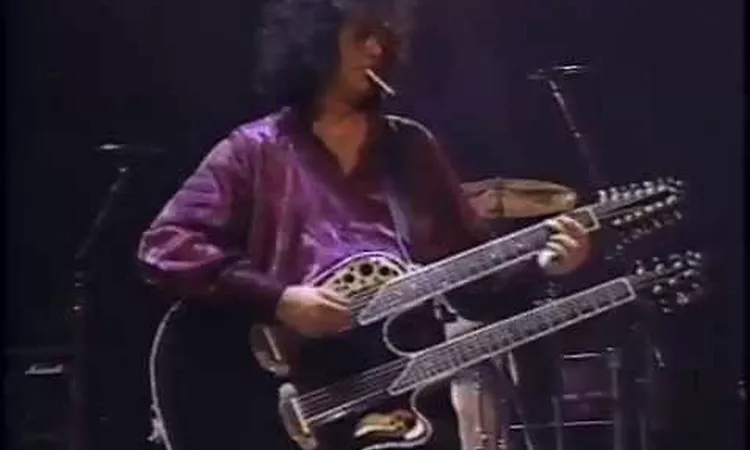 Jimmy Page & Robert Plant Hey, Hey What Can I Do  (Detroit 1995)