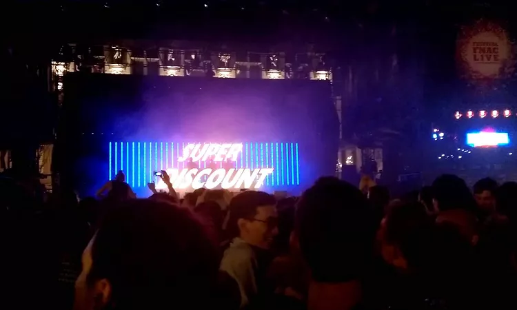 Etienne De Cr?cy - Super Discount Live @ Fnac Live 2015, Paris - Prix Choc