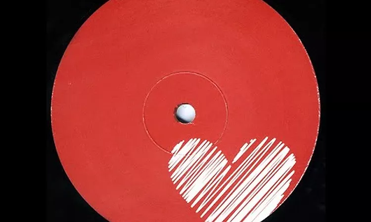 Buzzin Cuzzins ?? Let Me Show You Love (Quick Dub & Crooklyn Mix)