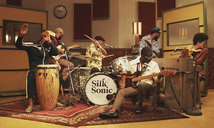 Bruno Mars, Anderson .Paak, Silk Sonic - Leave the Door Open [Official Video]
