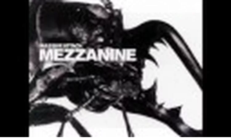 Dissolved Girl - Massive Attack