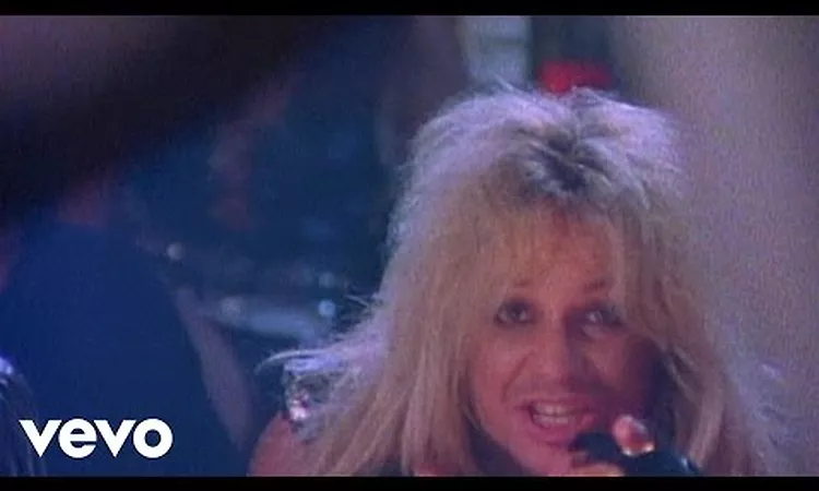 M?tley Cr?e - Girls Girls Girls (Official Music Video)
