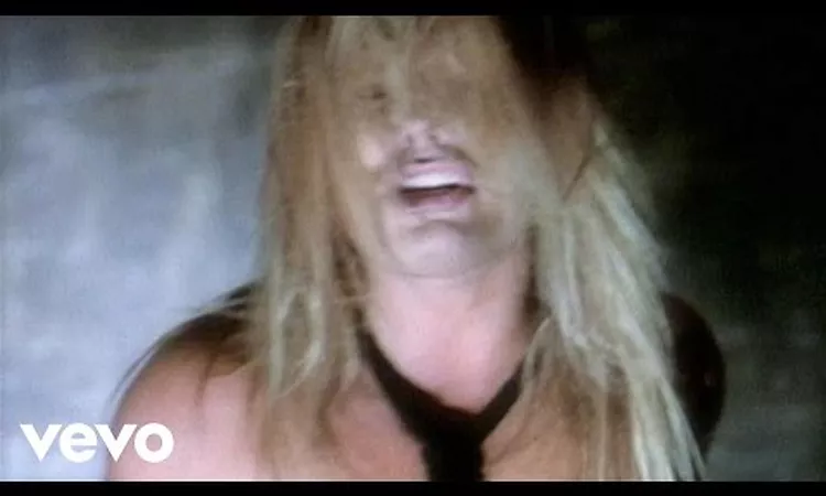 M?tley Cr?e - Primal Scream (Uncensored)