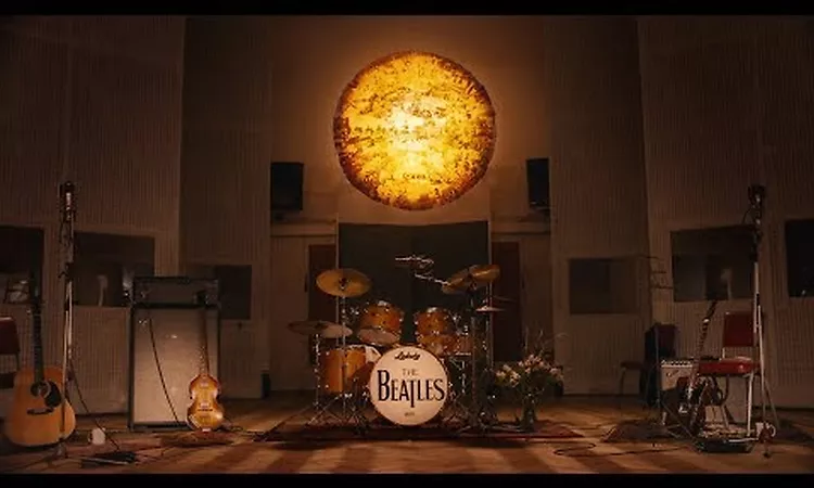 The Beatles - Here Comes The Sun (2019 Mix)
