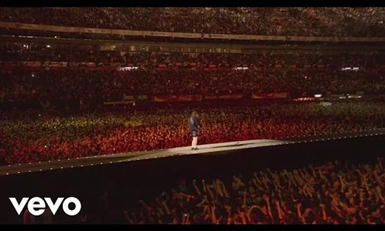 AC/DC - Hell Ain't a Bad Place to Be (Live At River Plate, December 2009)