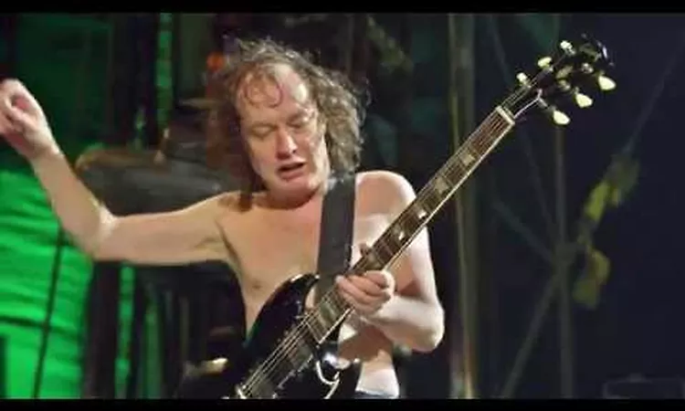 AC/DC - Let There Be Rock (Live At River Plate, December 2009)