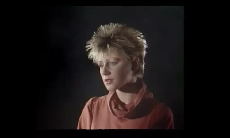 This Mortal Coil - Song To The Siren (Official Video)