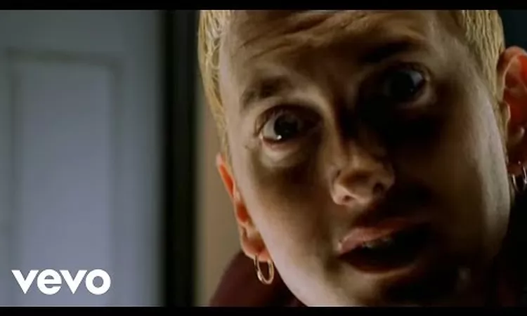 Eminem - Guilty Conscience (Official Music Video) ft. Dr. Dre