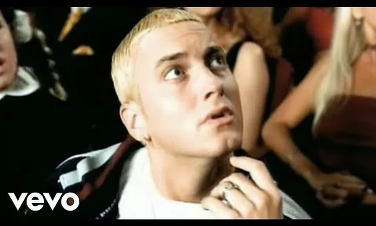 Eminem - The Real Slim Shady (Official Video - Clean Version)