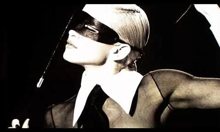 Madonna - Erotica (Masters At Work Remix) Maverick Records 1992