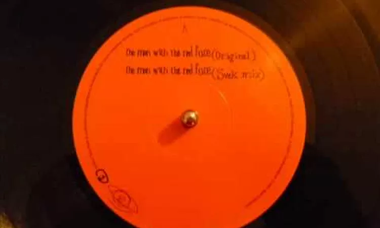 Laurent Garnier - The Man With The Red Face (Svek Mix)