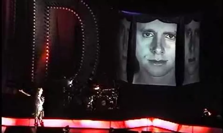 Depeche Mode: A Question Of Lust (live 1998)