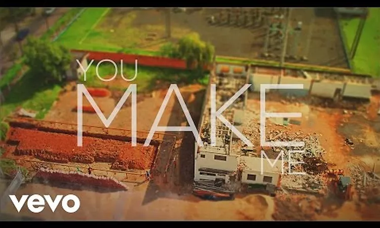 Avicii - You Make Me