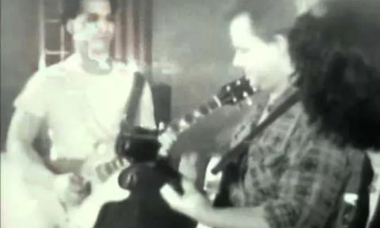 PIXIES - MONKEY GONE TO HEAVEN