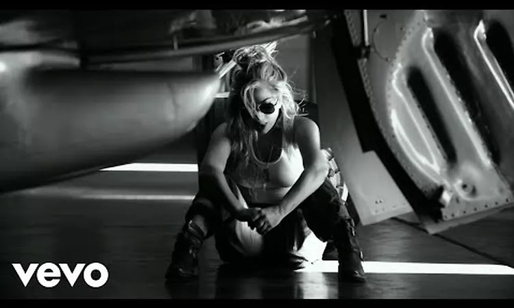 Lady Gaga - Hold My Hand (From ?Top Gun: Maverick?) [Official Music Video]