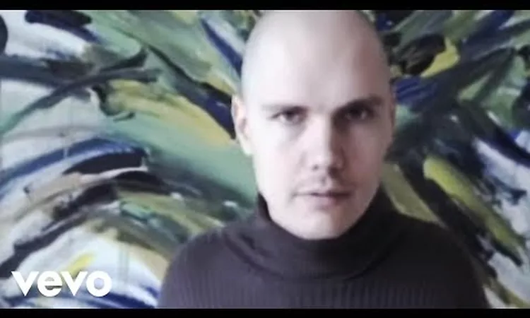 The Smashing Pumpkins - Thirty-Three (Official Music Video)